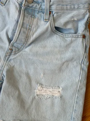 Levi's 501 Light Blue Denim Cutoff Shorts - Women's thumbnail 3