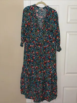 Natural Life Floral Rebecca Tiered Midi Dress Blue Floral Size M thumbnail 3