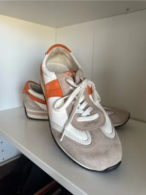 Tory Burch Retro Style Sneakers thumbnail 3