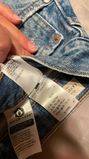 Levi’s 501 Jean Shorts thumbnail 2