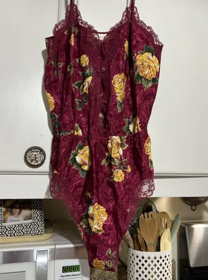 Delicates Vintage Lingerie Size M thumbnail 1