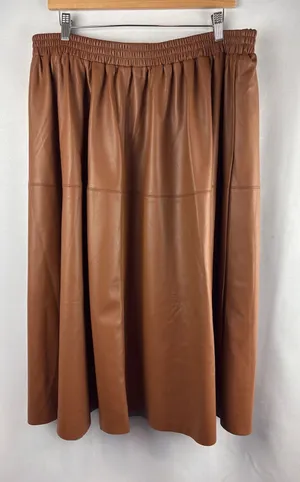 Women’s Ulla Popken Size 16/18 Brown Faux Leather Skirt thumbnail 1