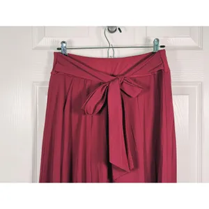 Halara Breezeful High Waisted Tie Midi Skirt Size M Burgundy Lightweight Fall thumbnail 6
