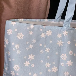 NWT Kate Spade Winter Snowflake Oversized Tote Bag thumbnail 10