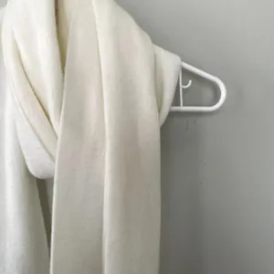 Calvin Klein white comfortable winter fall scarf warm soft style delicate‎ thumbnail 2