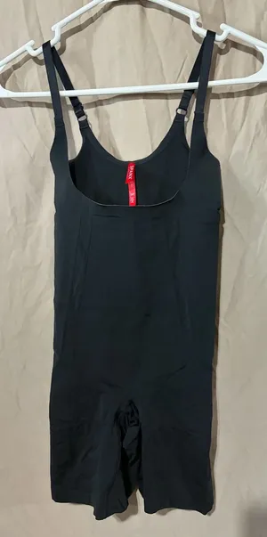 Spanx shapewear bodysuit thumbnail 1
