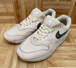 NIKE Air Max 1 Guava Ice Women’s Sneakers Size 9.5 thumbnail 3