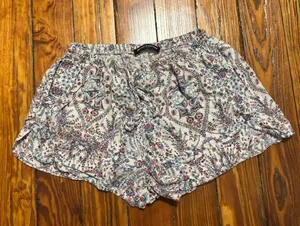 Brandy Melville Shorts thumbnail 4
