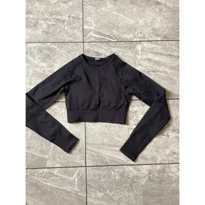 Halara NWOT Womens Black Seamless Long Sleeve Ribbed Crop Top Activewear Size XS thumbnail 3