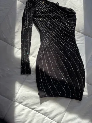 Black Sparkly Windsor Dress thumbnail 4