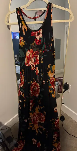Floral Maxi Dress thumbnail 2