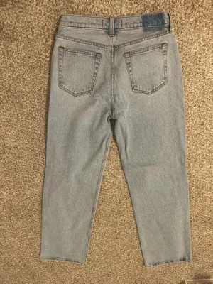Abercrombie Low-Rise Baggy Jeans thumbnail 3