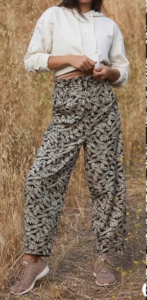 Free People Movement Point Break Printed Paperbag Waist Balloon Pants: Tropical thumbnail 1