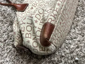 Dooney & Bourke Tan Logo Canvas Vintage Shoulder Bag Heart Star Detail thumbnail 7