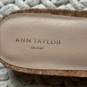 Ann Taylor Brown Cork Woven Slides thumbnail 2