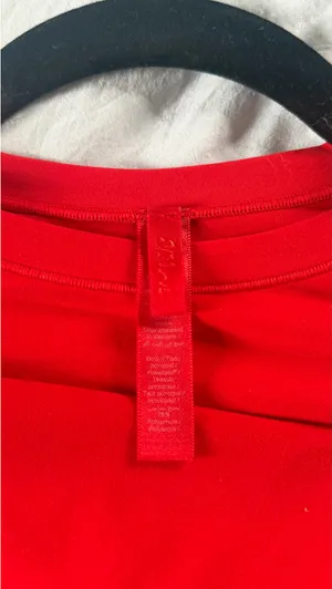 SKIMS Fits Everybody T-Shirt thumbnail 3