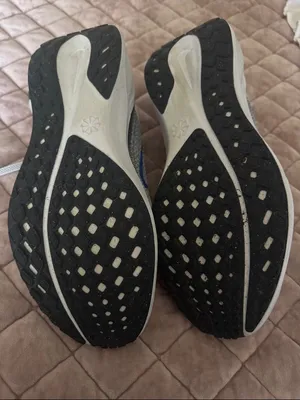 Nike Light Gray Running Sneakers with Blue Swoosh Pegasus 41 thumbnail 6