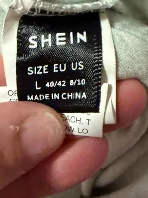 SHEIN Gray 'New York City Brooklyn' Cropped Tee thumbnail 3