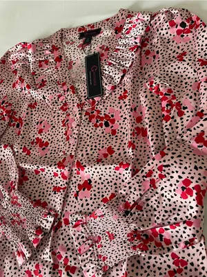 NWT C. Wonder by Christian Siriano Pink Floral Blouse - XS thumbnail 3