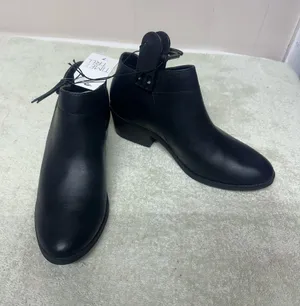 Time and Tru Black Faux Leather Ankle Booties with Low Block Heel thumbnail 1