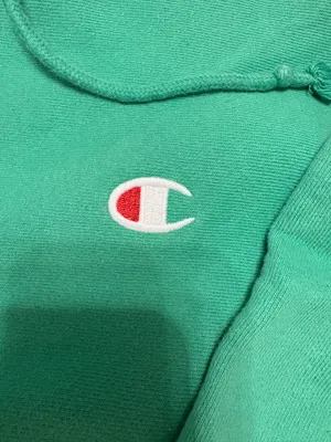 Champion Women’s Hoodie Small thumbnail 3