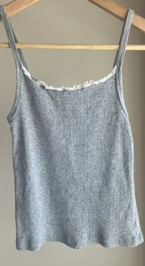 Brandy Melville Grey Lace Tank thumbnail 4