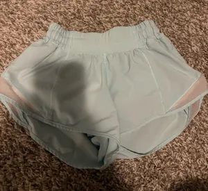 Lululemon Hotty Hot  thumbnail 1