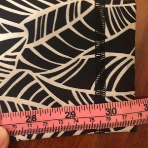 Lululemon Wunder Under Leggings Leaves Pretty Palm Black Angel Wing thumbnail 6