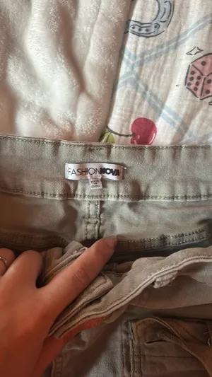 FashioNova Jean skirt thumbnail 3