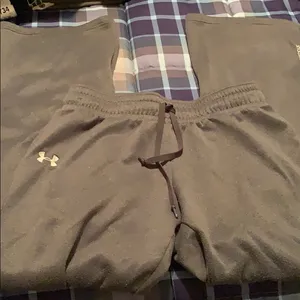Under Armour sweats thumbnail 2