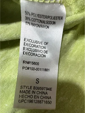 Democracy Green Puff Sleeve V-Neck Top - Size Small, Comfy & thumbnail 3