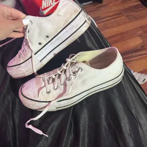 Converse Women's Classic White Sneakers thumbnail 2