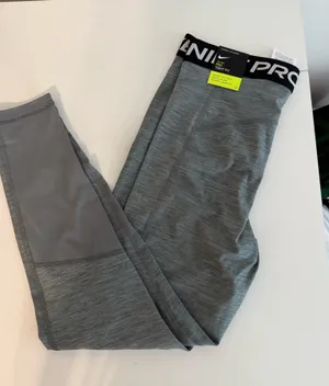 Nike Pro Leggings thumbnail 1