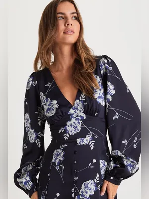 Lulus | Beautiful Details Navy Blue Floral Long Sleeve Midi Dress, M thumbnail 2