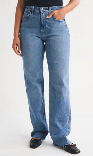 Curve Love Abercrombie High Rise 90s Relaxed Frayed Hem Jeans thumbnail 1