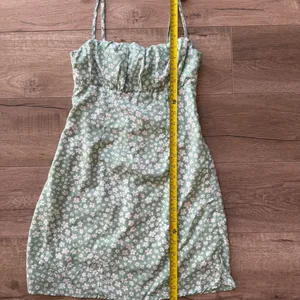 Princess Polly Green floral mini dress with adjustable straps thumbnail 3