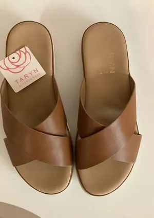 Taryn Rose Tayson Comfort By Design Wedge Sandals Tan Size 8.5 thumbnail 1
