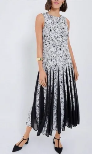 NEW Tuckernuck Gray Gardens Andi Pleated Dress Size 6 thumbnail 1