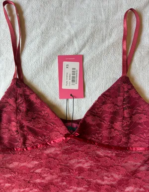 Edikted Sheer Lace Tank Top thumbnail 3