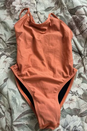 JOLYN Swimsuit Murray One-Piece 28 thumbnail 1