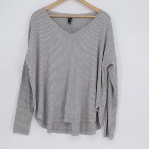 Wild Fable Sweater Womens Medium Gray Stretch Waffle Knit Long Sleeve Round Hem thumbnail 2