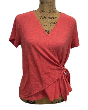 Women's Coral Textured Wrap Tie Front V-Neck Short Sleeve Blouse thumbnail 1