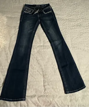 Women's Sequin Embellished Pockets Low Rise Bootcut Stretch Jeans thumbnail 9