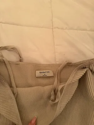Aritzia Babaton Tank Top thumbnail 4