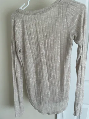 Abercrombie Long Sleeve thumbnail 1