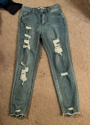 ‎New Tinseltown jeans 7 thumbnail 1