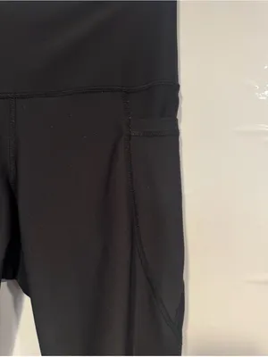 High-Waist Black‎ Athletic Old Navy pocket Leggings thumbnail 2