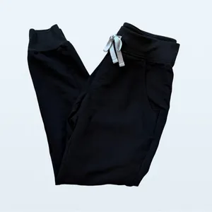 FIGS Zamora Jogger in Black, Size XXSP thumbnail 3