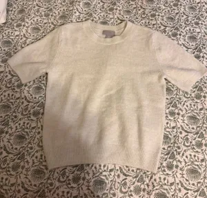 H&M Short Sleeve Knit Sweater Top thumbnail 1