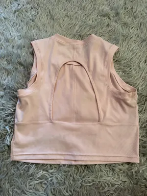 Gymshark crop tank thumbnail 3